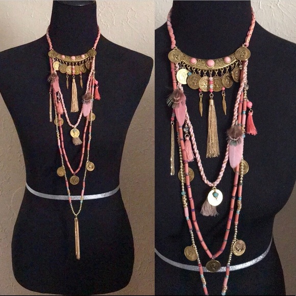 Jewelry - 💕🧡Armenian/Festival Style Necklace pinks